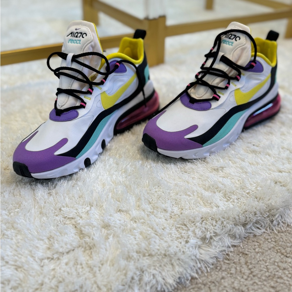 Nike Air Max React Geometric Art